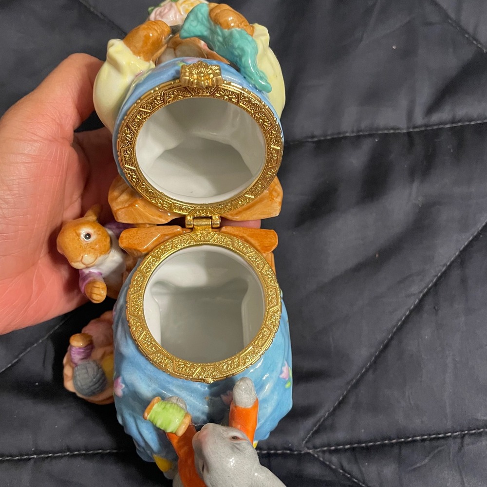 CWC Ceramic Bunny Family Rocking Chair Hinged Trinket Box Mother Rabbit Figurine - Picture 5 of 7